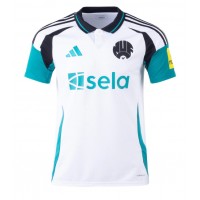 Maglia Calcio Newcastle United Alexander Isak #14 Terza Divisa 2024-25 Manica Corta